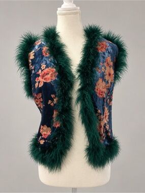 Line & Dot Floral Fabric Vest with Green Feather Trim